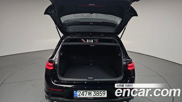 Volkswagen Golf 2023 — Şəkil 20/20