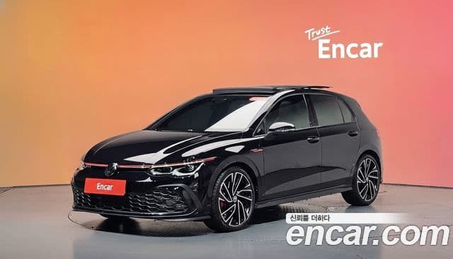 Volkswagen Golf 2023 — ფოტო 1/20
