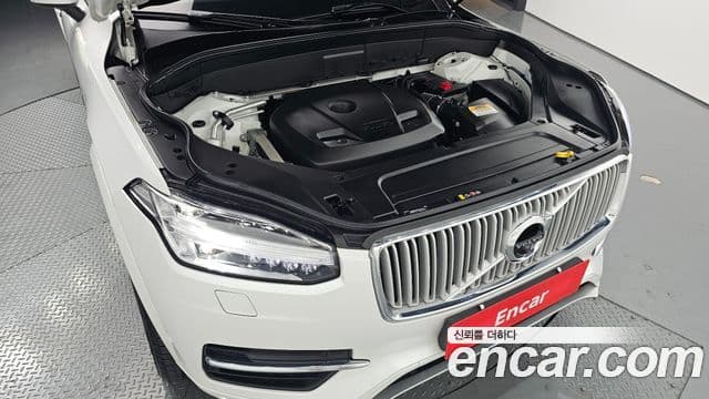 Volvo XC90 2018 — Photo 7/31