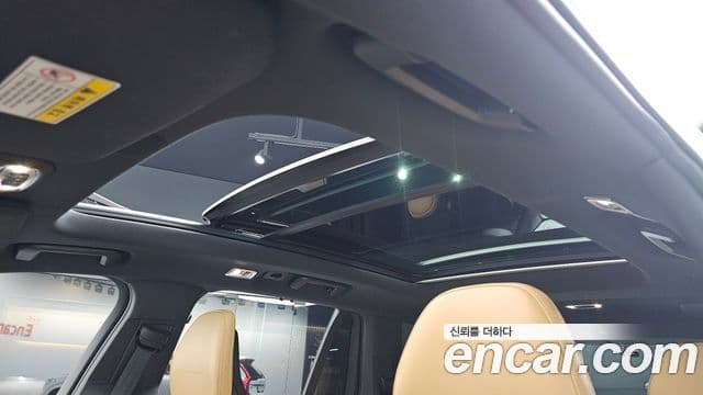 Volvo XC90 2018 — Photo 13/31