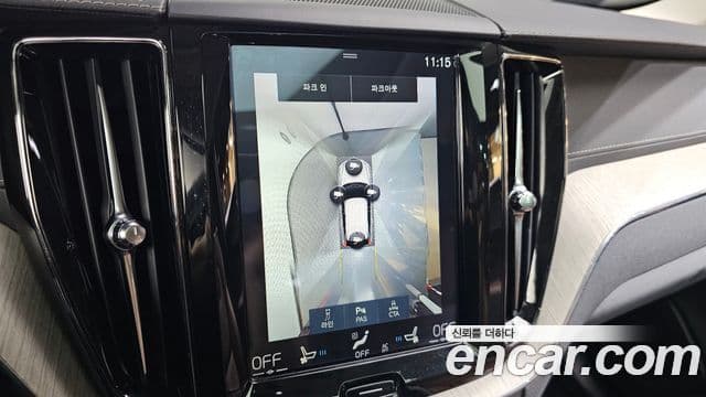 Volvo XC60 2019 — Şəkil 15/20