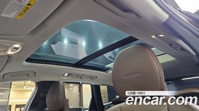 Volvo XC60 2019 — Şəkil 16/20