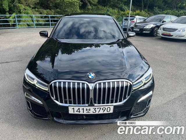 BMW 7 Series 2019 — Şəkil 1/20