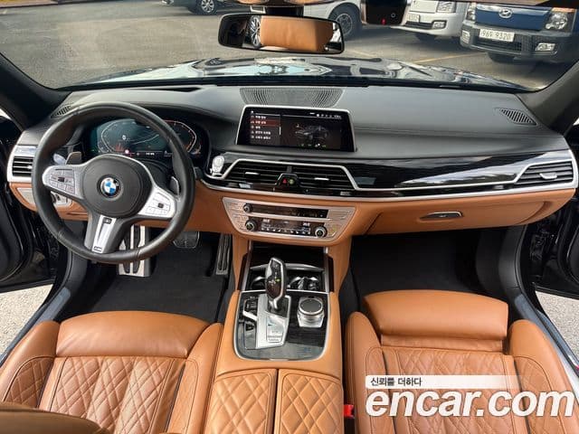 BMW 7 Series 2019 — Şəkil 11/20