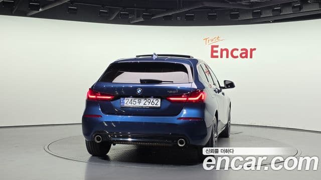 BMW 1 Series 2023 — Şəkil 4/20