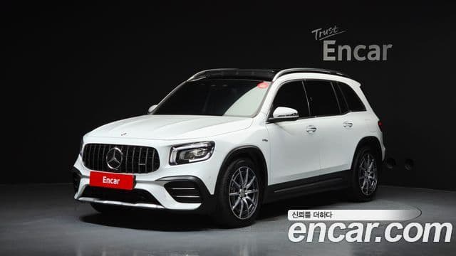 Mercedes-Benz GLB-Class 2023 — ფოტო 9/20