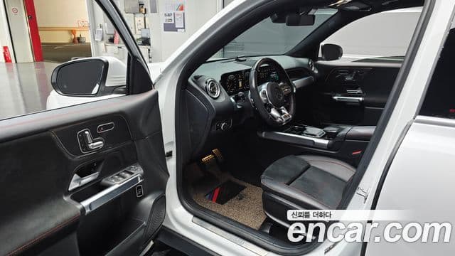 Mercedes-Benz GLB-Class 2023 — ფოტო 16/20