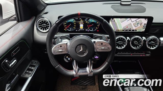 Mercedes-Benz GLB-Class 2023 — ფოტო 6/20