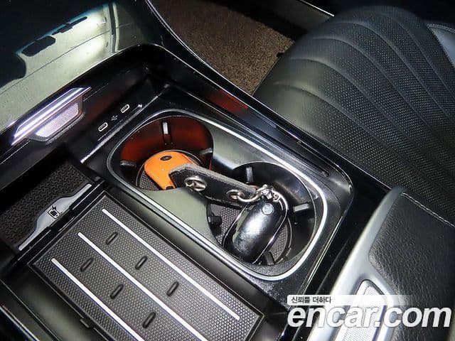 Mercedes-Benz S-Class 2021 — Photo 16/20