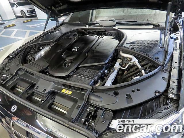 Mercedes-Benz S-Class 2021 — Photo 12/20