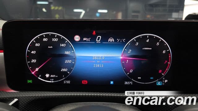 Mercedes-Benz CLA-Class 2025 — Şəkil 8/20