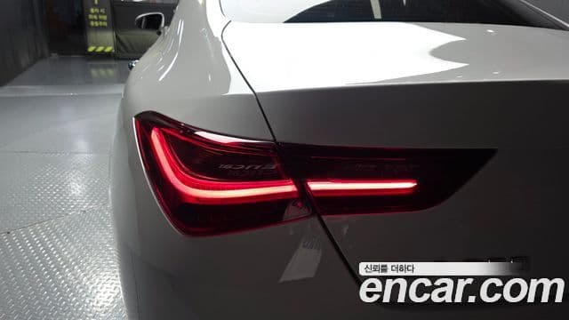 Mercedes-Benz CLA-Class 2025 — Photo 24/32