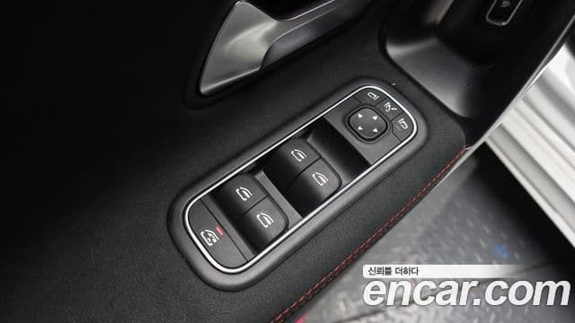 Mercedes-Benz CLA-Class 2025 — Photo 31/32