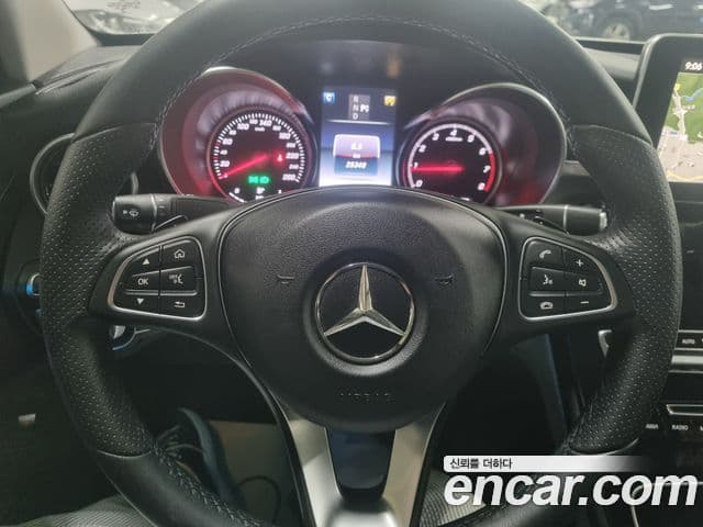 Mercedes-Benz C-Class 2018 — ფოტო 12/19