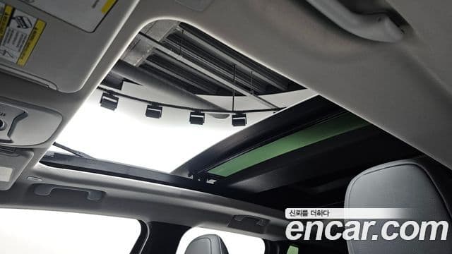 Jeep Renegade 2022 — Şəkil 19/20