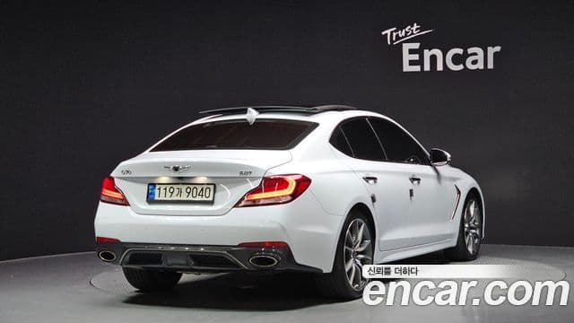 Genesis G70 2018 — ფოტო 2/20