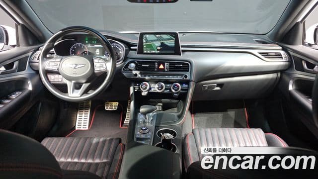 Genesis G70 2018 — ფოტო 7/20