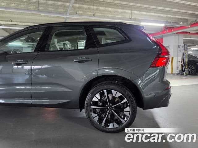 Volvo XC60 2026 — Şəkil 5/11