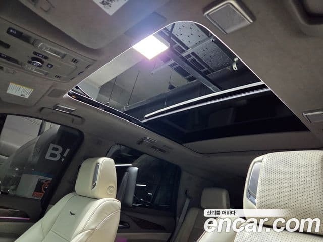 Cadillac Escalade 2023 — Şəkil 9/20