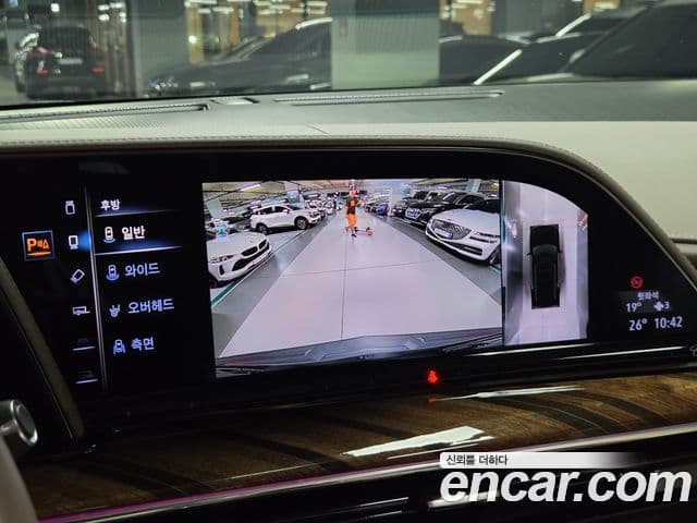 Cadillac Escalade 2023 — ფოტო 16/20
