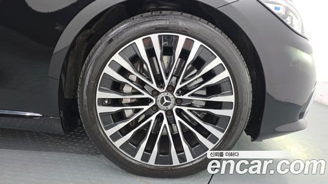 Mercedes-Benz S-Class 2021 — ფოტო 26/30