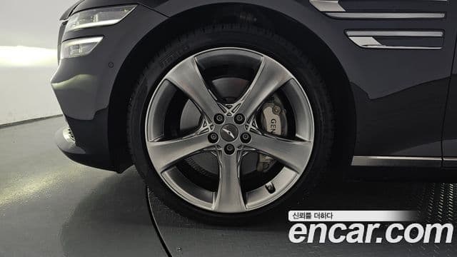 Genesis Electrified G80 2022 — Şəkil 5/20