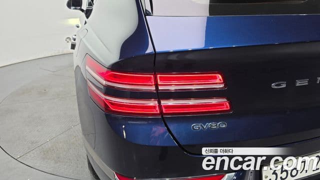 Genesis GV80 2020 — ფოტო 13/34