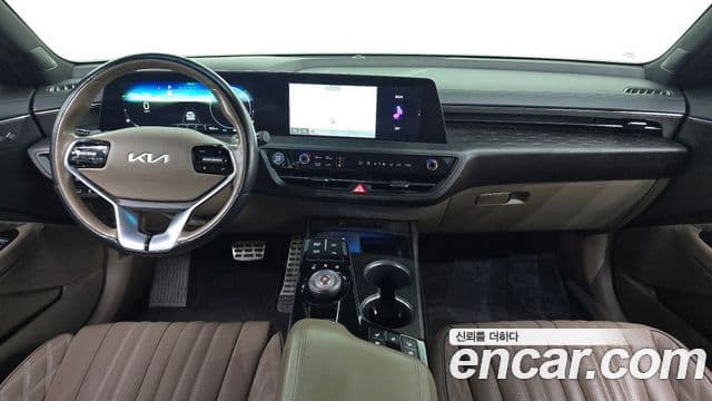 Kia K8 2022 — Şəkil 7/20