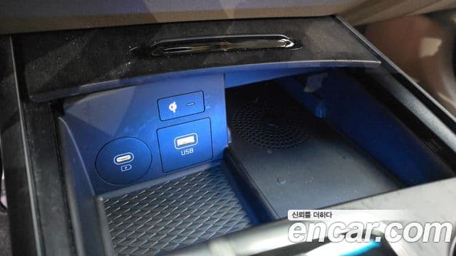 Kia K8 2022 — Şəkil 14/20