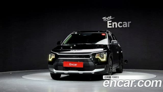 Kia Niro 2022 — Фото 3/20
