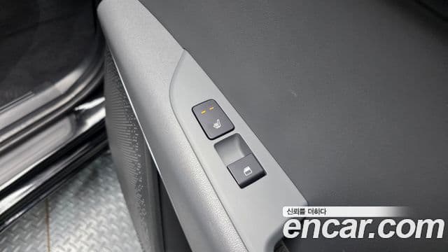 Kia Niro 2022 — Фото 19/20