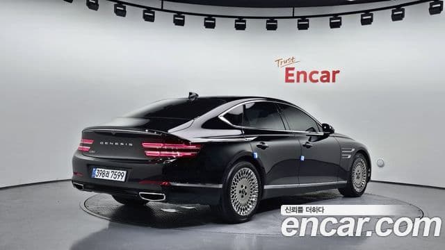 Genesis G80 2022 — Photo 12/32