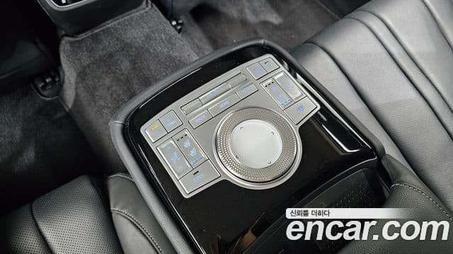 Genesis G80 2022 — Photo 22/32