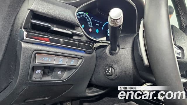 Genesis G80 2022 — Photo 6/32