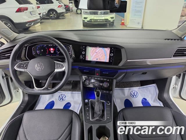 Volkswagen Jetta 2022 — ფოტო 6/20
