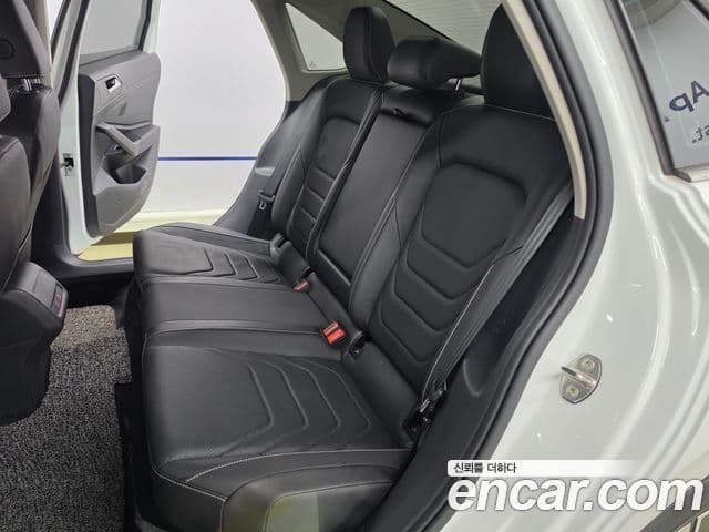Volkswagen Jetta 2022 — ფოტო 9/20