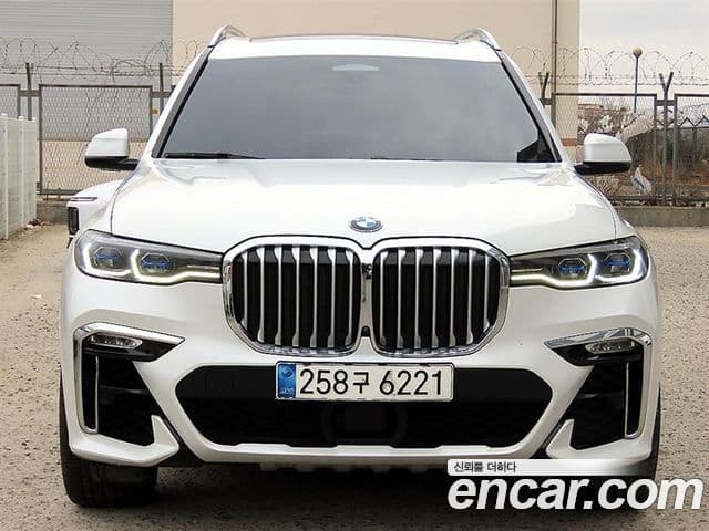 BMW X7 2020 — ფოტო 5/20