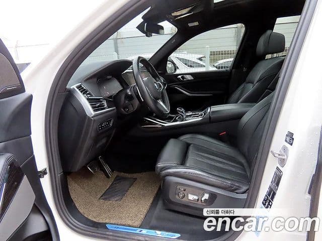 BMW X7 2020 — ფოტო 10/20