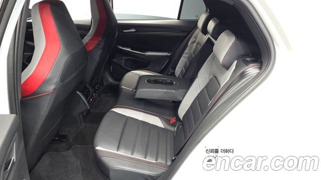 Volkswagen Golf 2025 — ფოტო 11/20