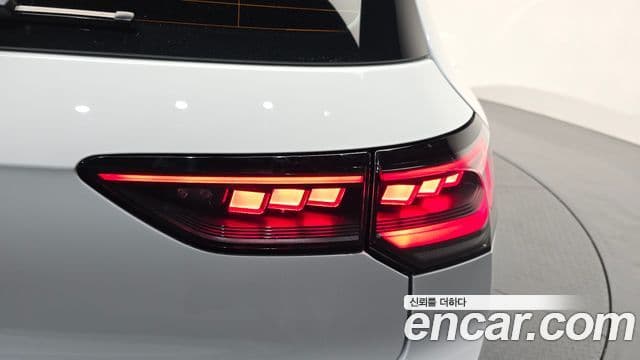Volkswagen Golf 2025 — Photo 12/33