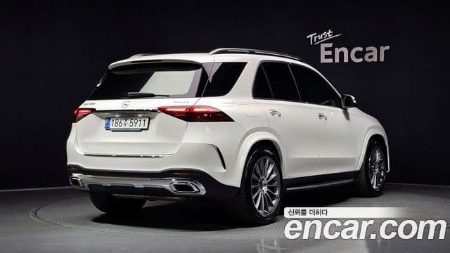 Mercedes-Benz GLE-Class 2024 — Фото 2/20