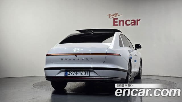 Hyundai Grandeur 2023 — Фото 4/20