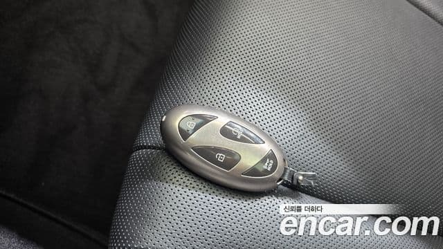 Hyundai Grandeur 2023 — Фото 15/20