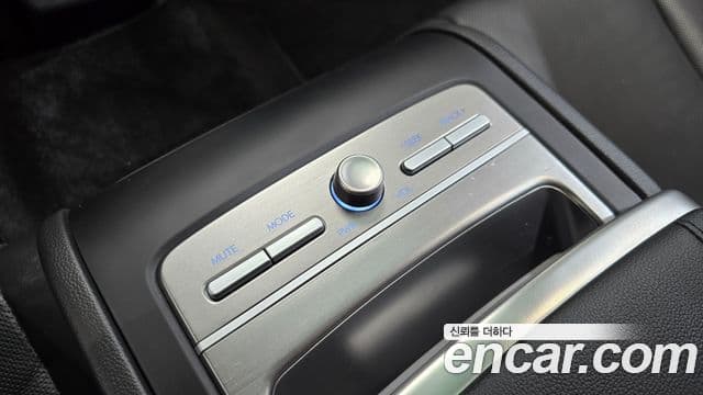 Hyundai Grandeur 2023 — Фото 20/20