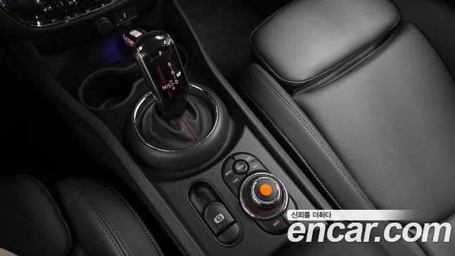 Mini Cooper S Clubman 2020 — Şəkil 9/20