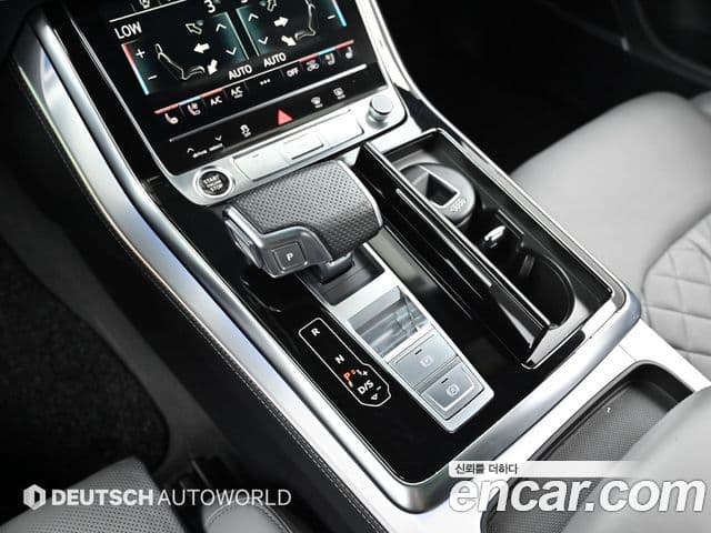 Audi Q7 2021 — Şəkil 8/20