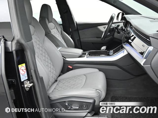 Audi Q7 2021 — ფოტო 11/20
