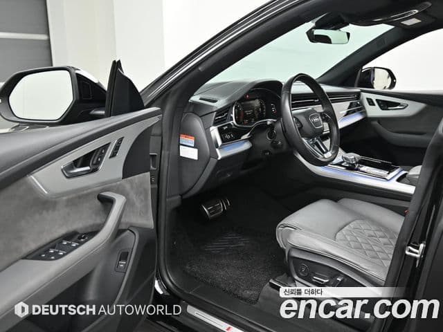 Audi Q7 2021 — ფოტო 12/20