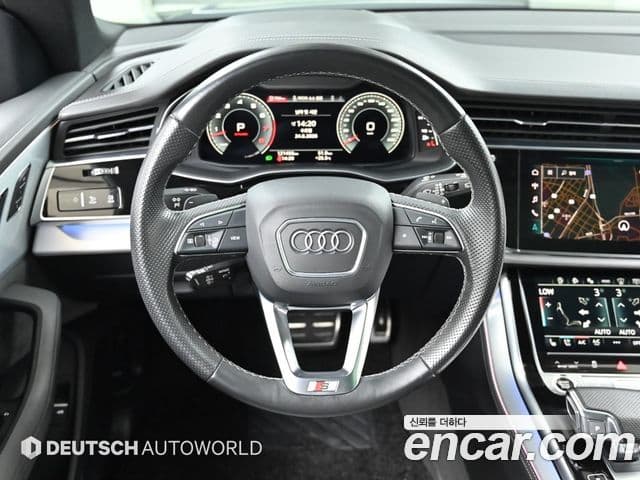 Audi Q7 2021 — ფოტო 14/20