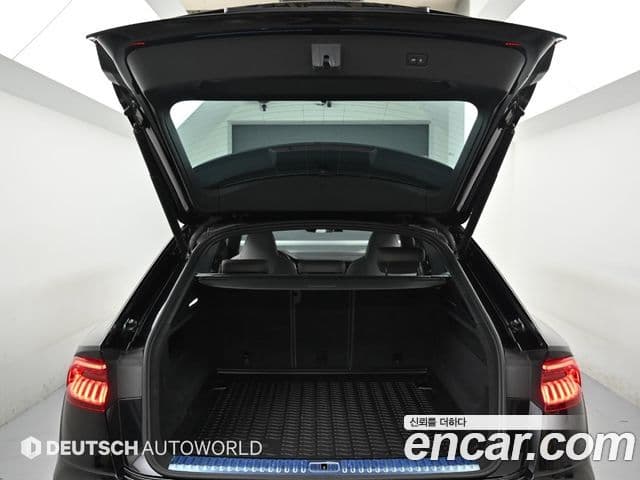 Audi Q7 2021 — ფოტო 20/20